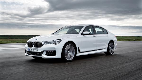 Bmw 750li White Side View Wallpaper