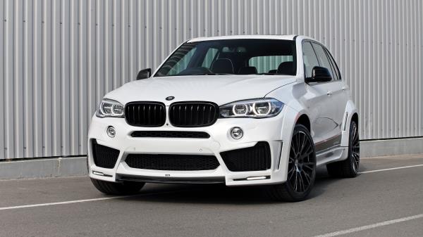 Bmw F15 Side View Wallpaper