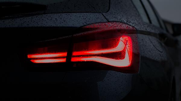 Car Black Wet Wallpaper