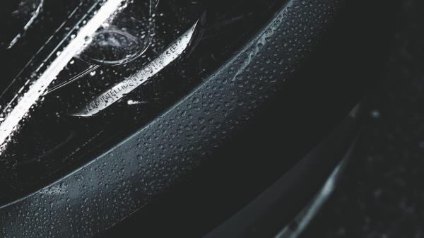 Car Headlight Drops Image wallpaper