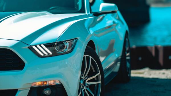 Car Headlight Front View Picture Wallpaper