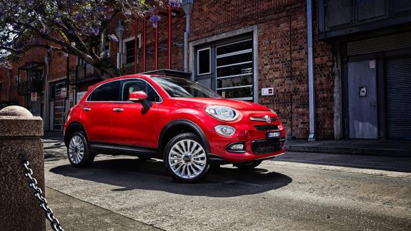 Fiat 500x Side View Red wallpaper