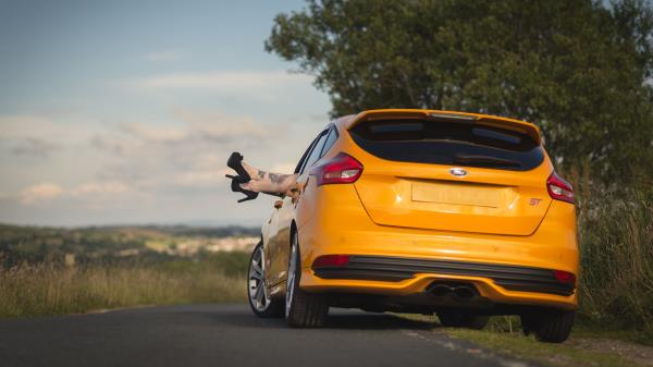 Ford Car Legs Wallpaper
