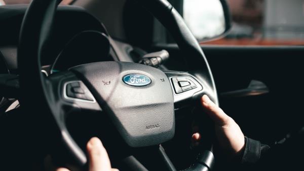 Ford Steering Wheel Hands Image wallpaper