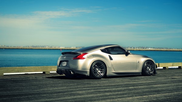Nissan 370z Jdm Side View wallpaper