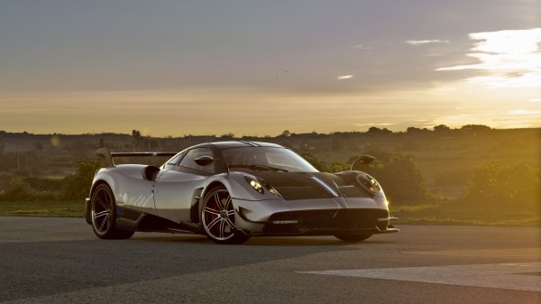 Pagani Huayra Side View Road wallpaper