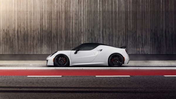 Pogea Racing Alfa Romeo 4c Side View wallpaper