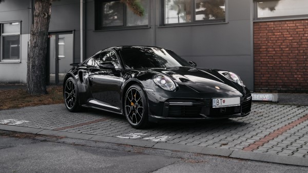 Porsche Car Retro Wallpaper