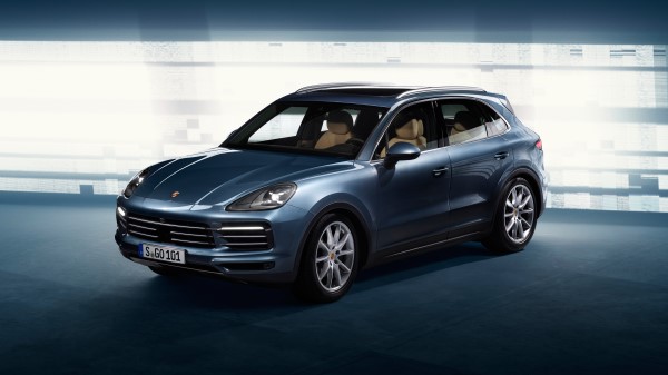 Porsche Cayenne 2018 Wallpaper
