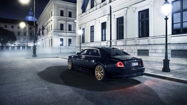 Rolls Royce Ghost 2015 Rear View wallpaper