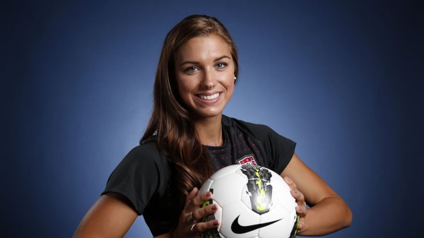 Alex Morgan Footballer Portland Thorns wallpaper
