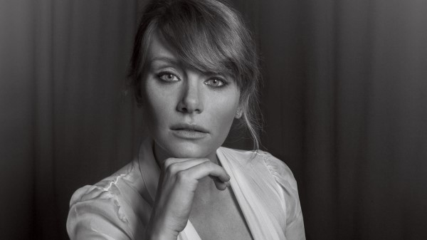 Bryce Dallas Howard Monochrome 2018 0s Wallpaper