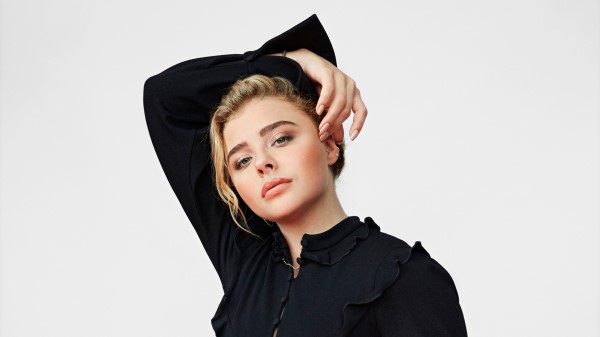 Chloe Moretz In 2018 9t Wallpaper