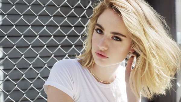 Grace Van Patten 5k Rg wallpaper