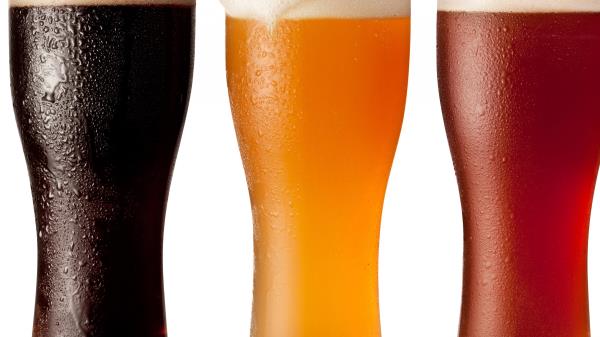 Beer Variety Wine Glasses Foam Drops White Background Wallpaper