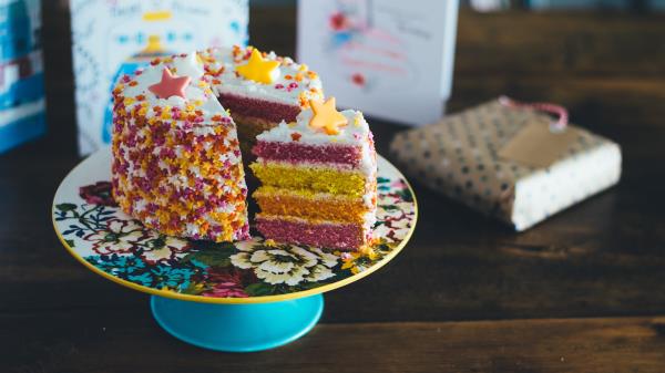 Cake Pastry Dessert Decoration Wallpaper