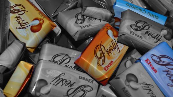 Chocolate Colors Candy Wallpaper