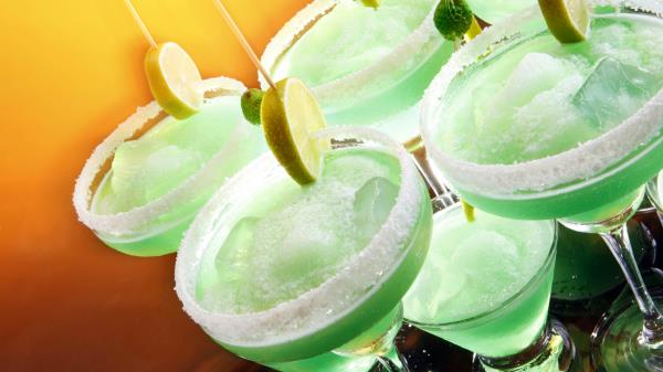 Cocktails Glasses Ice Lemons wallpaper