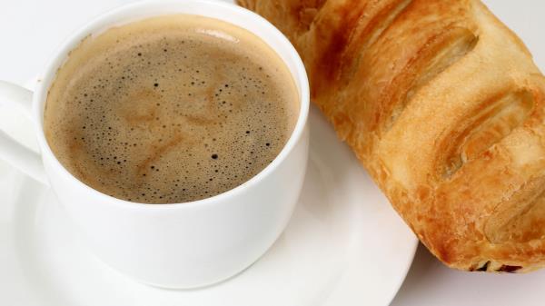 Coffee Breakfast Bun Cup Saucer White Background wallpaper