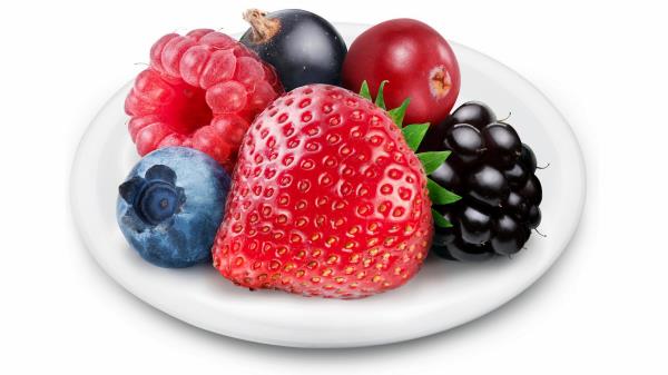 Cranberries Blackberries Strawberries Berries wallpaper
