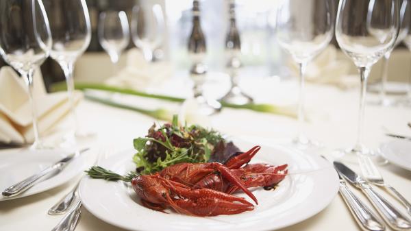 Crayfish Dish Plate Salad Restaurant Wallpaper