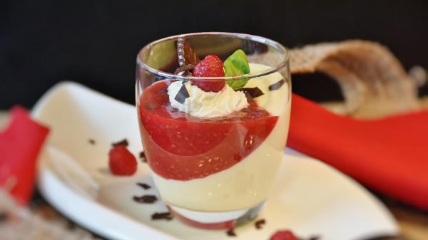 Dessert Pudding Raspberry Chocolate wallpaper