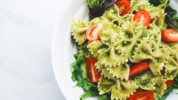 Farfalle Pasta Salad Sauce Cherry Tomatoes wallpaper