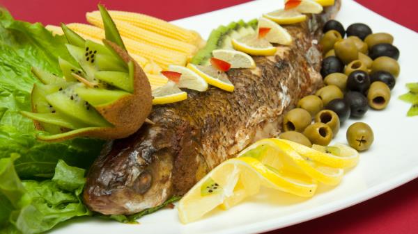 Fish Olives Lemon Kiwi Green wallpaper