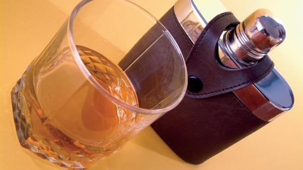 Glass Whiskey Drink Water Bottle wallpaper