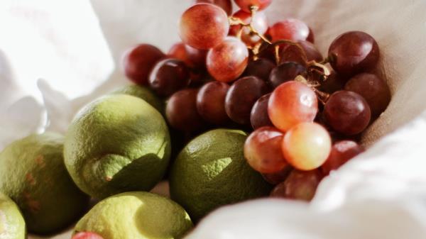 Grapes Lime Fruit Wallpaper
