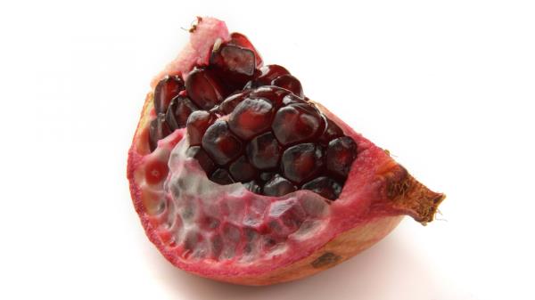 Grenades Close Up White Background Seeds Wallpaper