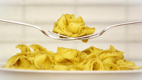 Noodles Sauce Fork wallpaper