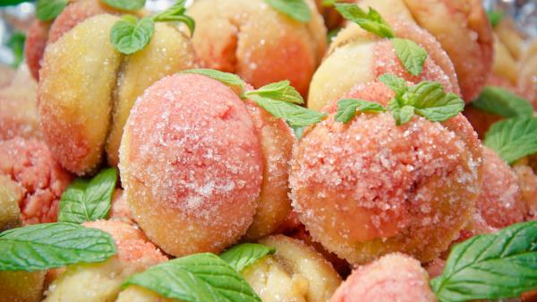 Peach Marzipan Praline wallpaper