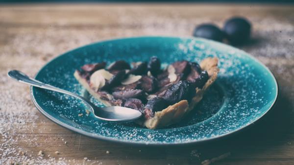 Pie Plum Baked wallpaper