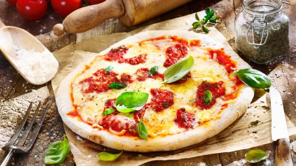Pizza Cheese Vegetables wallpaper