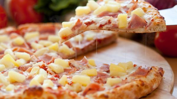 Pizza Slice Sausage Cheese Board Table Wallpaper