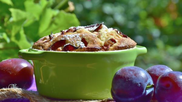 Plum Cake Plum Baked Goods wallpaper