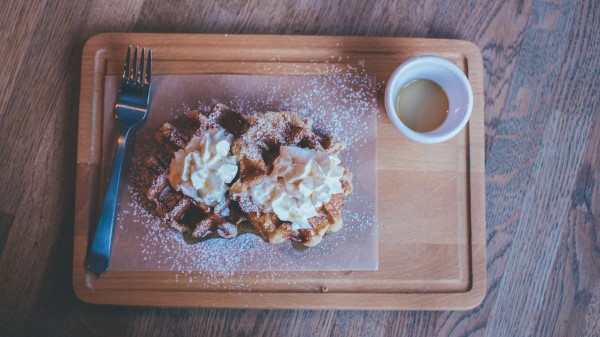 Waffles Whipped Cream Powder Cutting Board Wallpaper