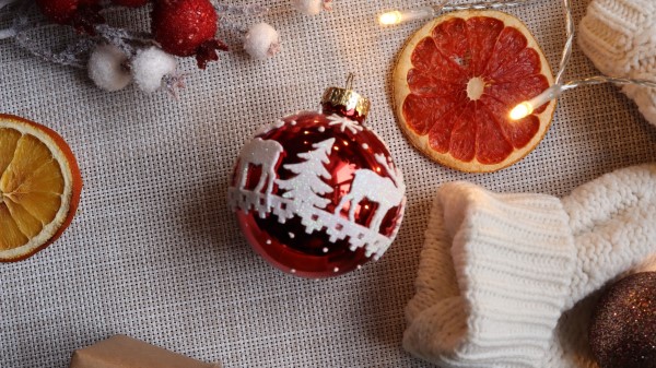 Decorations Garlands New Year wallpaper