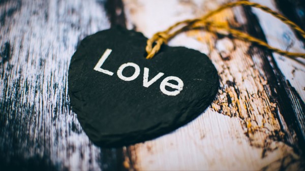 Heart Sign Love wallpaper