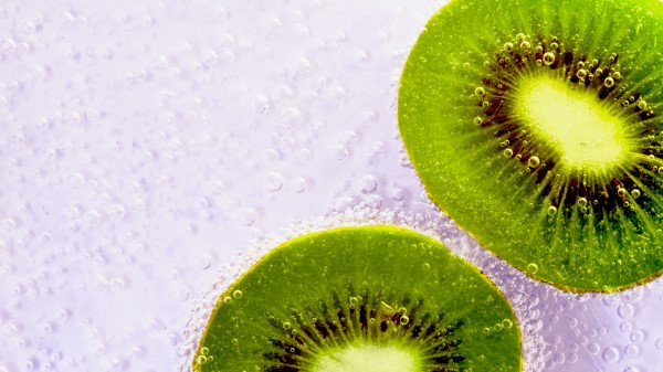 Kiwi Drops Closeup wallpaper