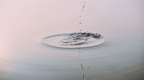 Splashes Splash Macro wallpaper