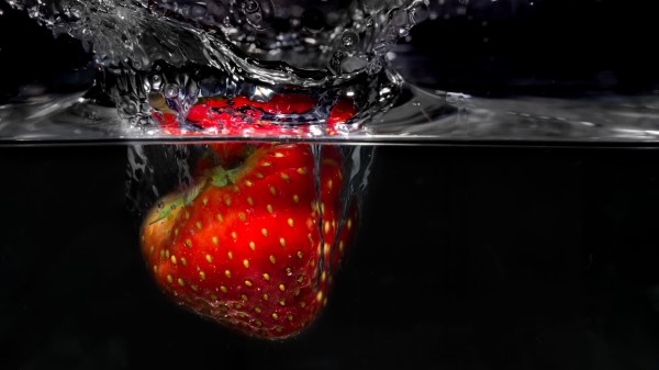 Strawberry Berry Spray Close Up wallpaper
