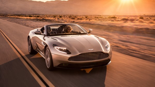 2018 Aston Martin Db11 Volante Front Wallpaper