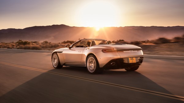 2018 Aston Martin Db11 Volante Rear C5 Wallpaper