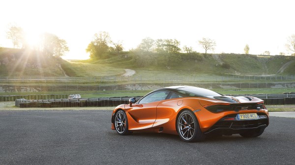 2018 Mclaren 720s Rear Sd Wallpaper