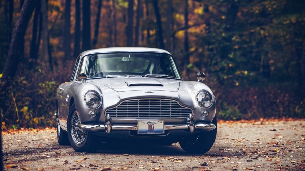 Aston Martin Wallpaper