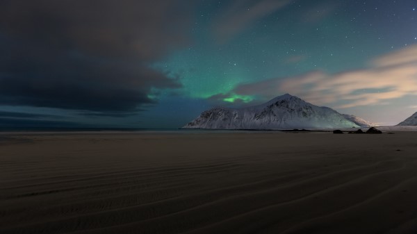 Aurora Borealis Mountains Sand Landscape 4k Wallpaper