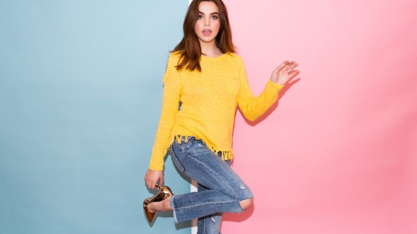 Bailee Madison Coveteur Photoshoot Xj Wallpaper