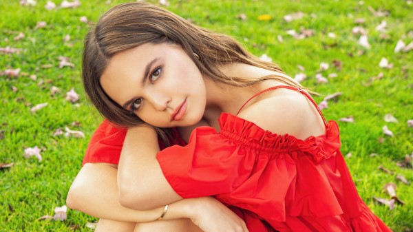 Bailee Madison Red Dress 2021 Wallpaper